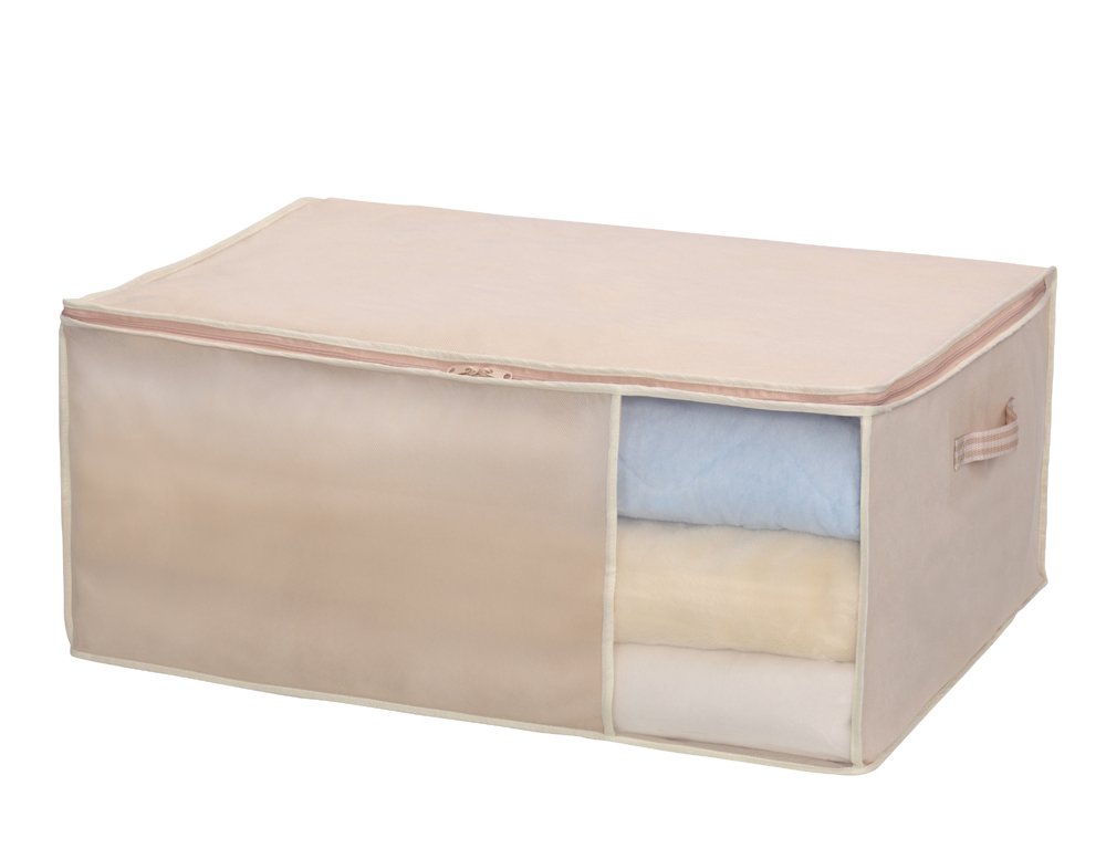 ◆商品名：東和産業 ふとん収納 ベージュ 約70×50×30cm●やわらかな印象のベーシックカラーの収納袋がシンプルでナチュラルな空間を演出するSyu・no(シューノ)シリーズ ●通気性のよい不織布製